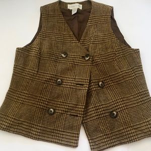 Casual corner plaid vest